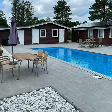 With Pool And Fjord Views On Lundo Feriehus
