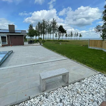With Pool And Fjord Views On Lundo * Højslev